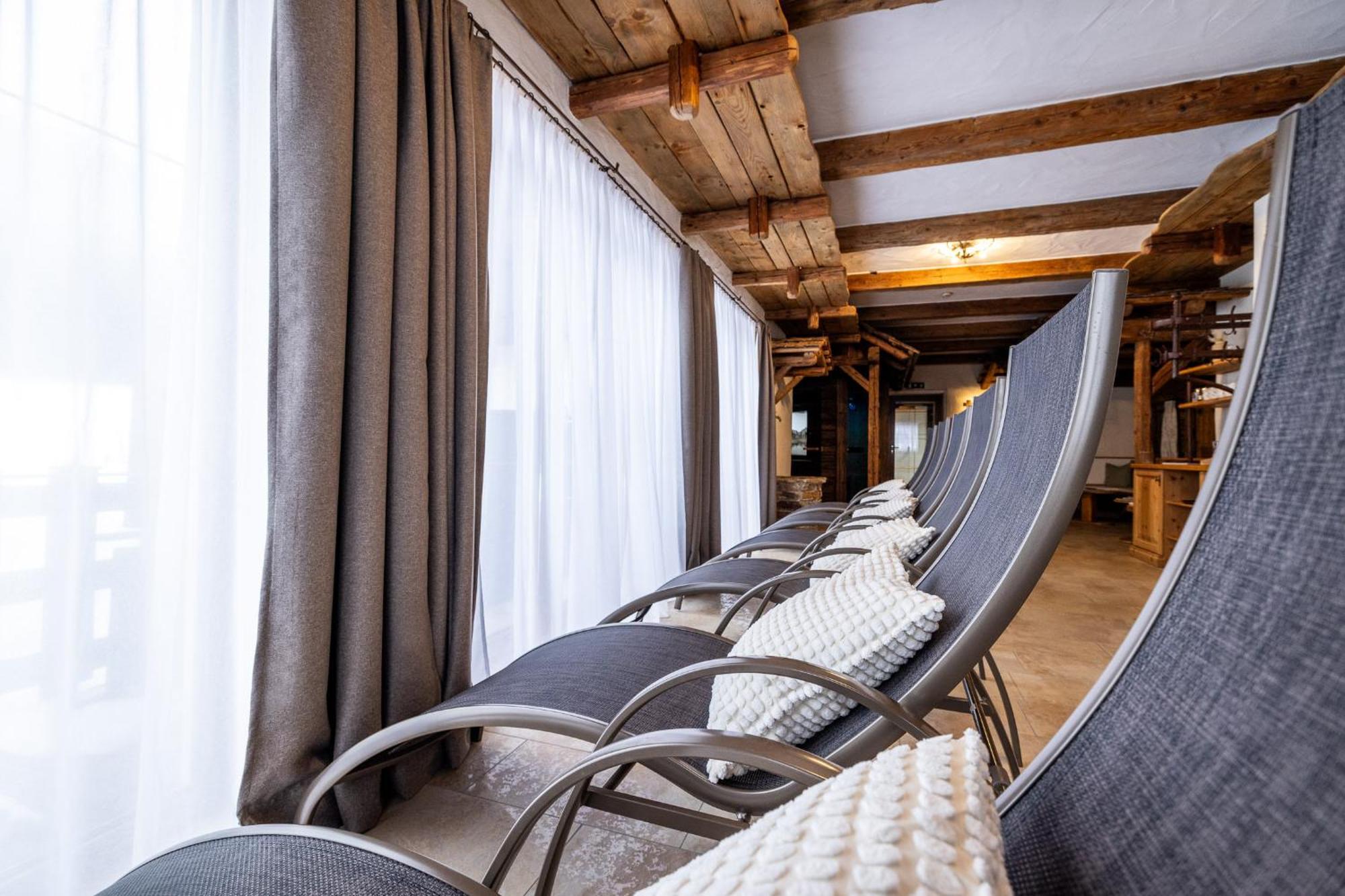 Hotel Bergzeit 4*
