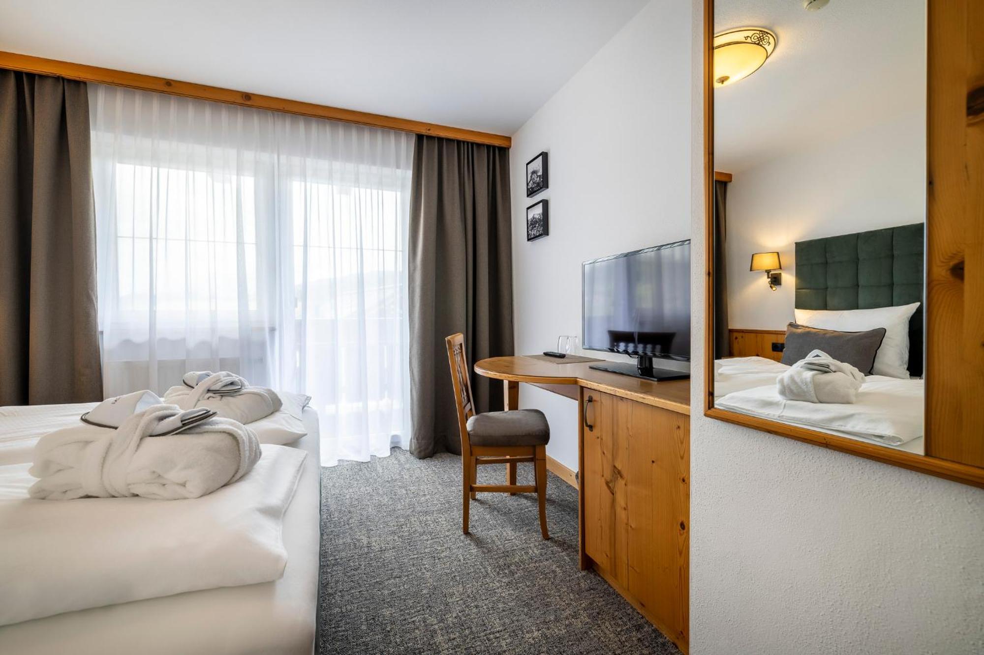 Bergzeit By Seven