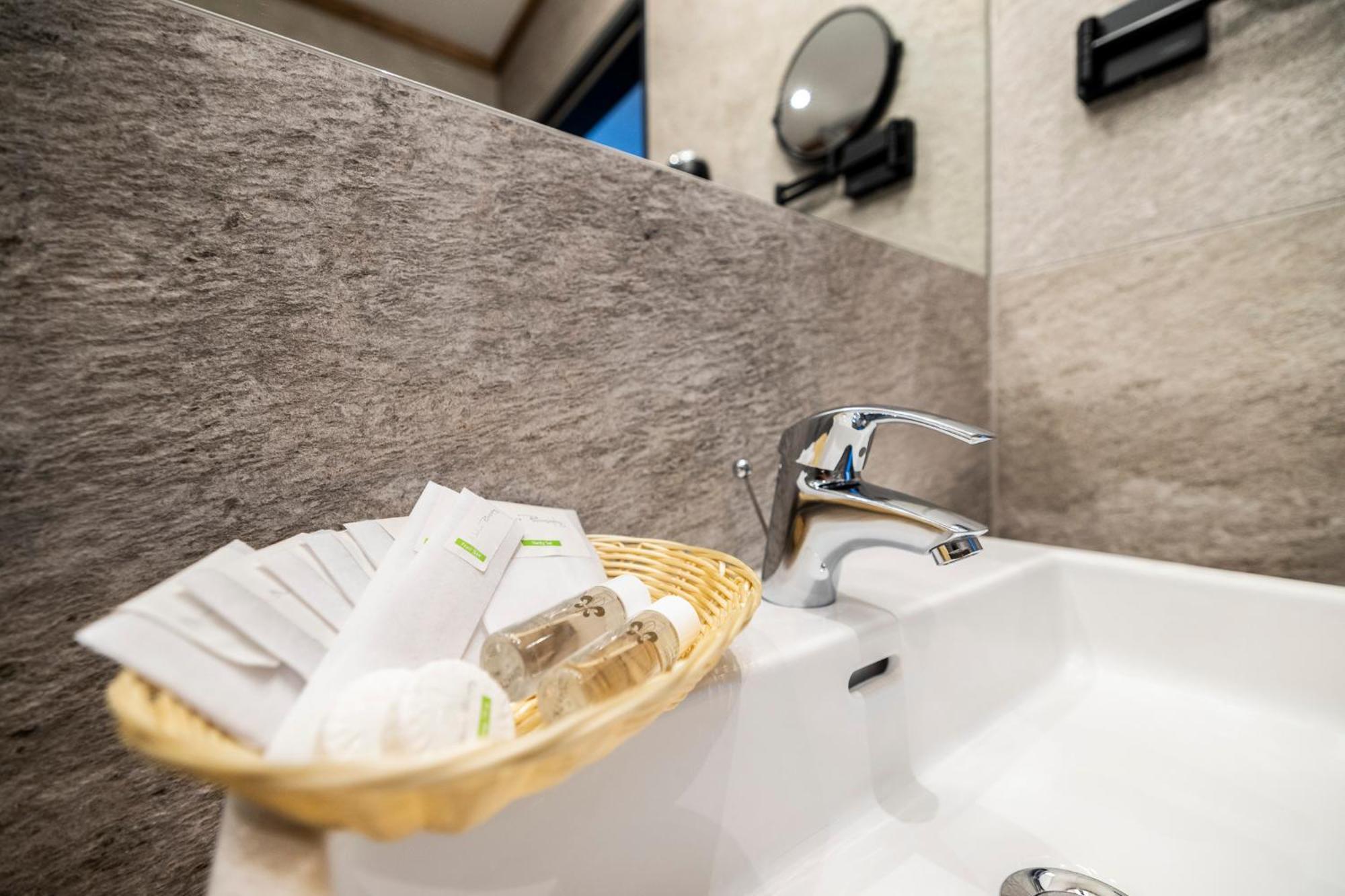 Hotel Bergzeit By Seven 4*